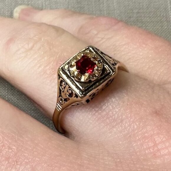 ESPO Jewelry - Vintage 14KGF Joseph Esposito Art Decor / Art Nouveau style Ring with Ruby